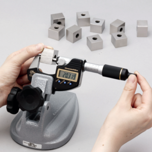 Panme Điện Tử Đo Ngoài Khoảng Cách Lớn Mitutoyo, 19-20